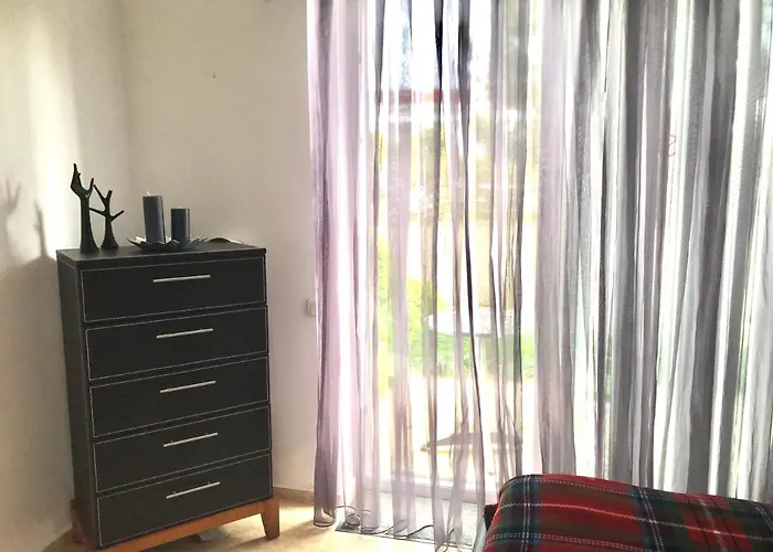 Attolos شقة كمر