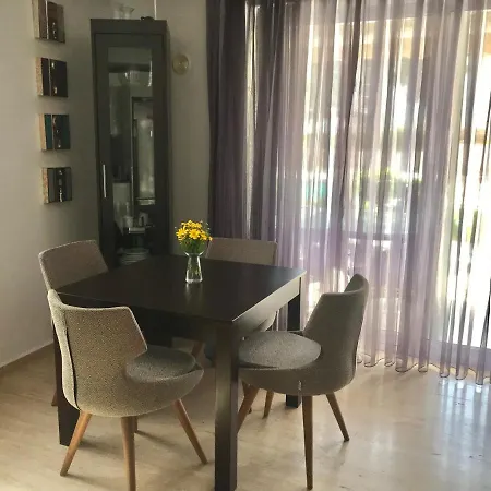 Attolos דירה *